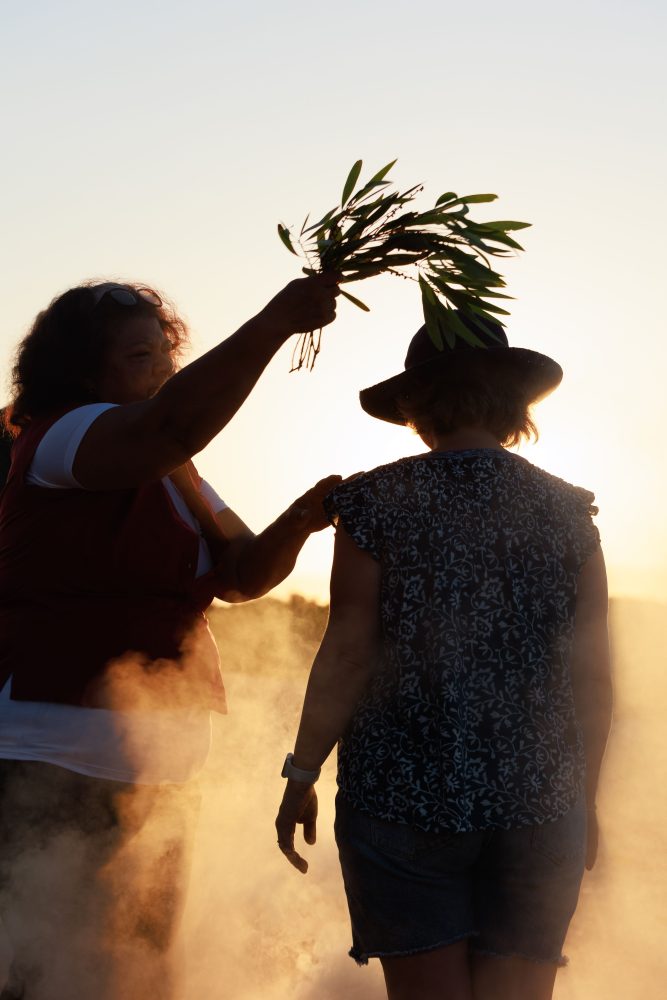 Private Tour: Cultural experience of Sunday Island (Women Only)