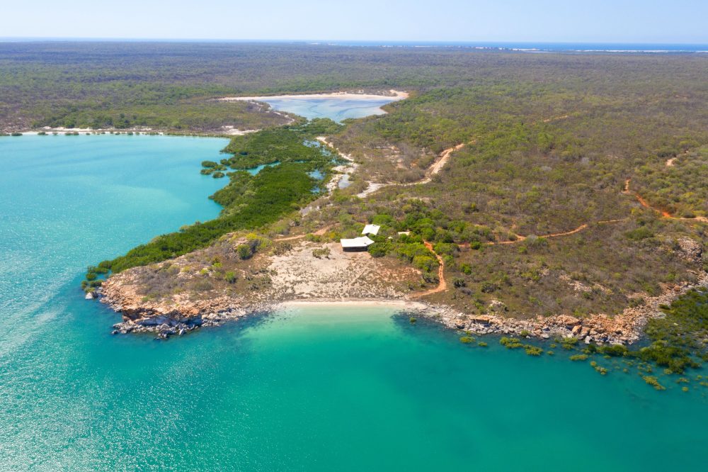 Private Tour: Cultural experience of Sunday Island (Women Only)